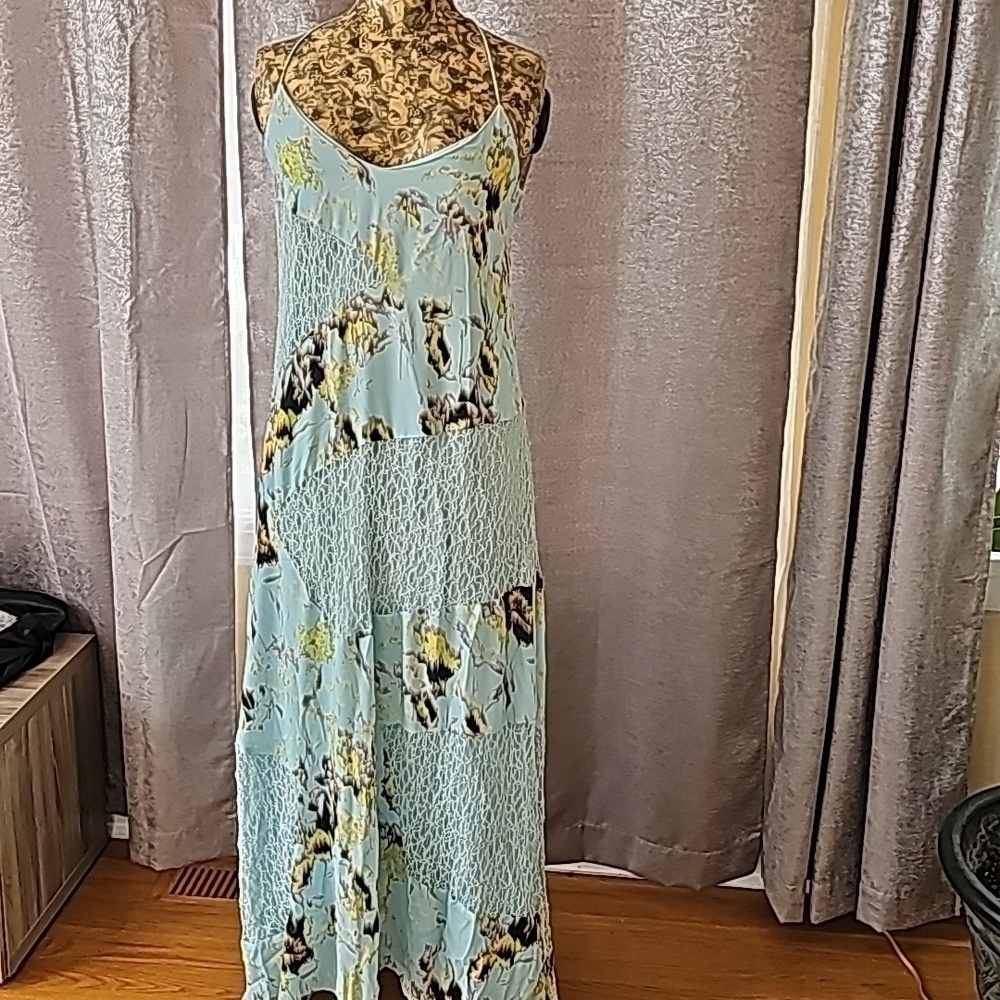 NWT Anthropologie Vintage Sachin and Babi Rainflower Dress Size 2